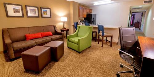 Goodyear Hotel | Comfort Suites Goodyear-West Phoenix
