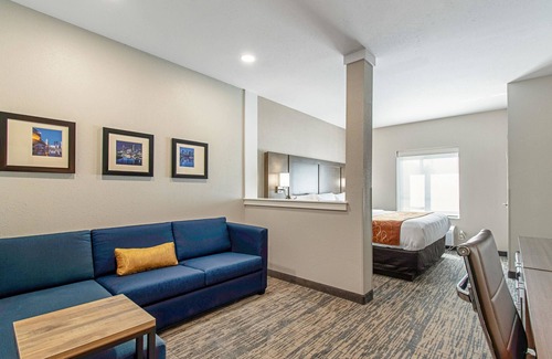 Grove City Hotel | Comfort Suites Grove City - Columbus South