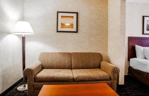 Independence Hotel | Comfort Suites Independence - Kansas City