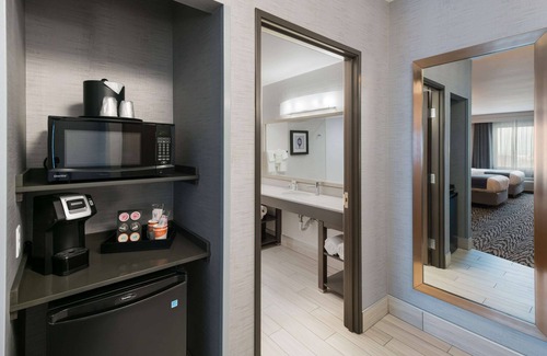 Tri-Cities Hotel | Comfort Suites Kennewick at Southridge