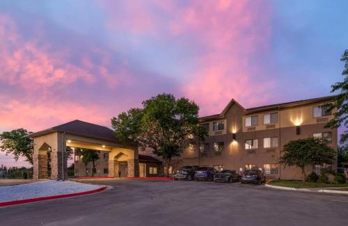 Council Bluffs Hotel | Comfort Suites Omaha East-Council Bluffs