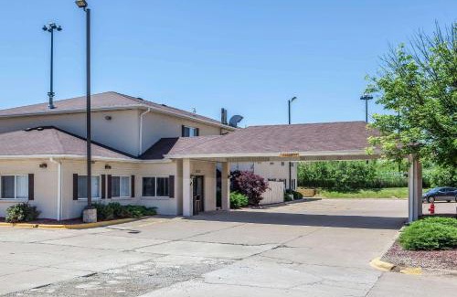 Peoria Hotel | Comfort Suites Peoria I-74