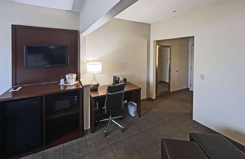 Peoria Hotel | Comfort Suites Peoria Sports Complex