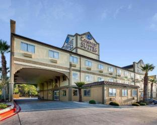 North San Antonio - SAT Hotel | Comfort Suites San Antonio Airport North
