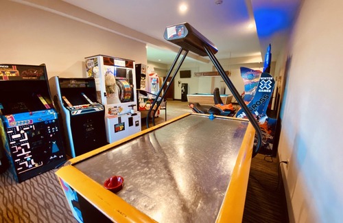 Moosic Hotel | Comfort Suites Scranton near Montage Mountain