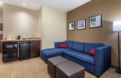 Shreveport Hotel | Comfort Suites Shreveport West I-20