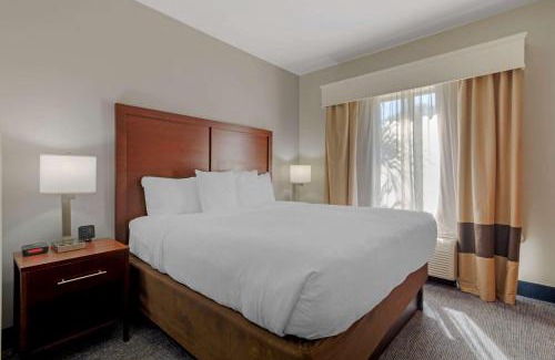 Stockbridge Hotel | Comfort Suites Stockbridge Atlanta South