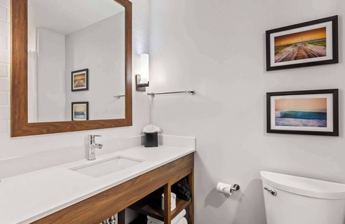 Stuart Hotel | Comfort Suites Stuart - Hutchinson Island