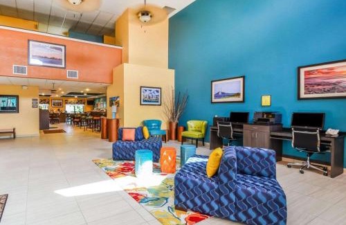 Tampa Hotel | Comfort Suites Tampa - Brandon