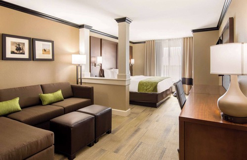 Liberal Hotel | Comfort Suites