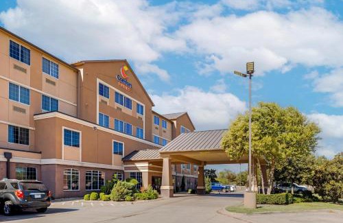 Waco Hotel | Comfort Suites Waco North - Near University Area