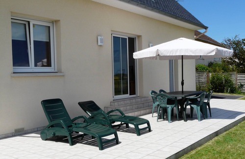Saint-Come-de-Fresne House | Comfortable house 500 m from the landing beaches