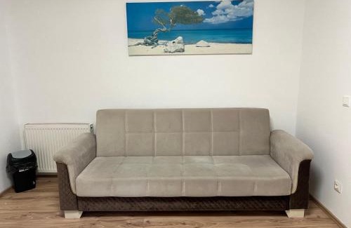 Oberlaa Apartment | Comfortable 1BR & 1LR Apt Prime location of Vienna