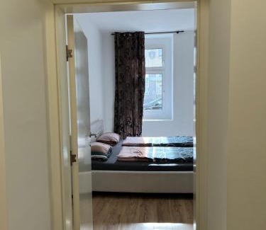 Oberlaa Apartment | Comfortable 1BR & 1LR Apt Prime location of Vienna