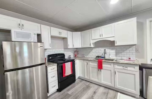 Johns Creek Apartment | Comfortable 2-Bedroom Stay with Private Entrance & a massage chair for you!