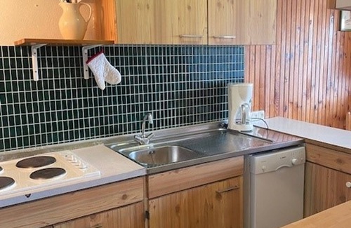 Orcieres-Merlette Apartment | Comfortable 2-Room Cabin for 6, Pets Allowed, Near Slopes and Shops
