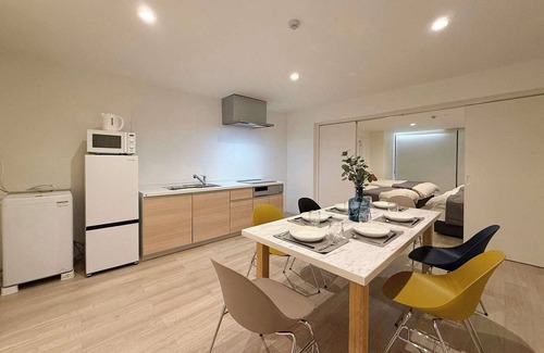 Hiroshima City Centre Apartment | Comfortable 2BR Apt in Hatchobori - Sleeps 10