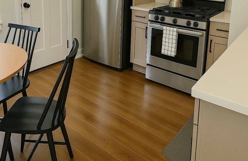 East Albany Park Apartment | Comfortable 2BR Chicago Apt