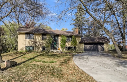 West St. Paul House | Comfortable 4-Bedroom Home Close to Everthing