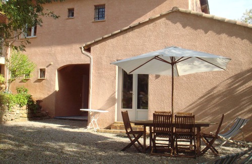 Fozieres Cottage | Comfortable 4-person cottage for pets