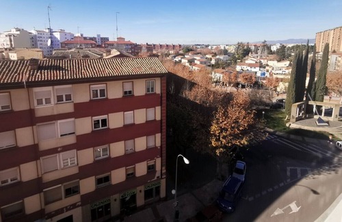 Barrio de Santiago Apartment | Comfortable and central apartment in Huesca