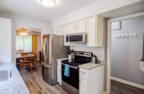 Lenexa House | Comfortable and elegant 3BDR duplex, unit # 4