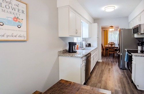 Lenexa House | Comfortable and elegant 3BDR duplex, unit # 4