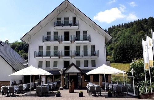 Winterberg House | Comfortable and versatile room -perfect for relaxation, work and exchange