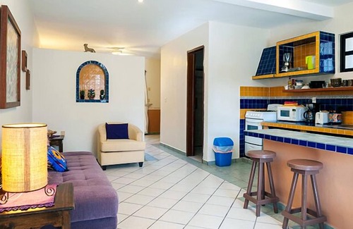 Puerto Morelos Apartment | Comfortable apartment, well equipped kitchen next to sparkling pool