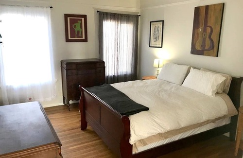 Outer Sunset Apartment | Comfortable Apartment Close to Ocean Beach, Golden Gate Park, and Public Transit
