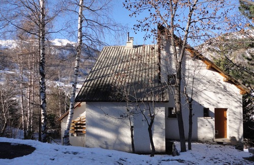 Allos Apartment | Comfortable apartment in chalet with splendid view
