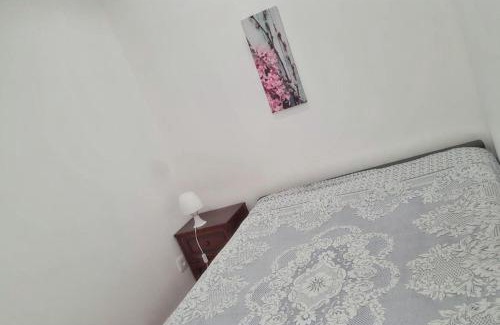 Burinhosa Apartment | Comfortable apartment in Pataias with garden and shared pool