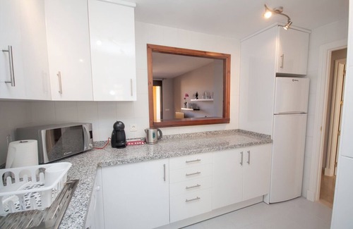 Castillo de Sabinillas Apartment | Comfortable apartment with sea view -5 pools - WIFI