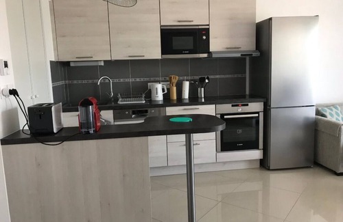 Gruissan Apartment | Comfortable & Bright luxury Flat