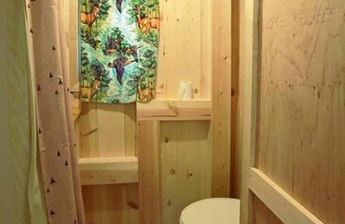 Cooke City-Silver Gate Cabin | Comfortable Cabin next to Yellowstone National Park