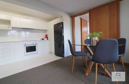 Orakei Apartment | Comfortable Cosy Apartment
