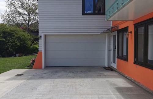 Orakei Apartment | Comfortable Cosy Apartment