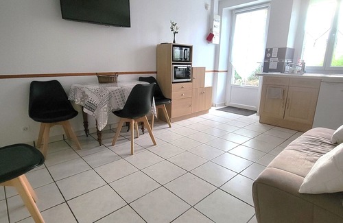 Blois House | Comfortable cottage, close to the historic center of Blois and Loire by bike.