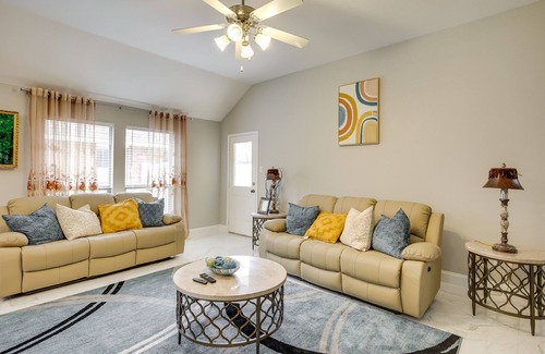 Dallas House | Comfortable Dallas Abode w/ Backyard & Office!