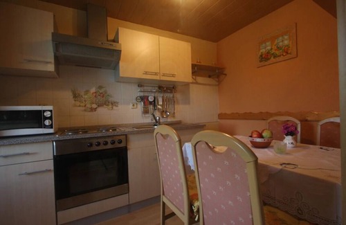 Krumhermsdorf Apartment | Comfortable, quiet and well-kept vacation apartment, idyllic countryside