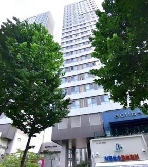Seokchon-dong Apartment | Comfortable Duplex House with City Lake View #SeokchonLakeView #LotteWorld