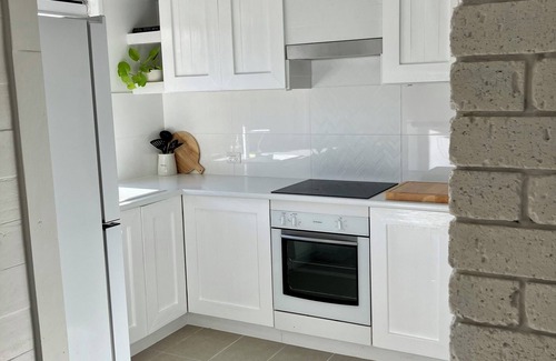 Innes Park House | Comfortable, family-friendly Beach House - listen to the ocean from the deck.