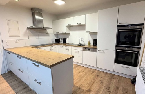 Hutzdorf Apartment | Comfortable, family-friendly apartment equipped with OLED TV & XXL kitchen