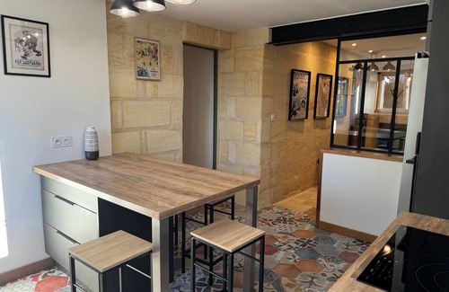 Beychac-et-Caillau House | Comfortable stone house with swimming pool between Bordeaux and Saint-Emilion