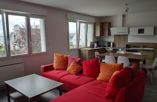 Plestin-les-Greves Apartment | Comfortable apartment just a stone's throw from the sea