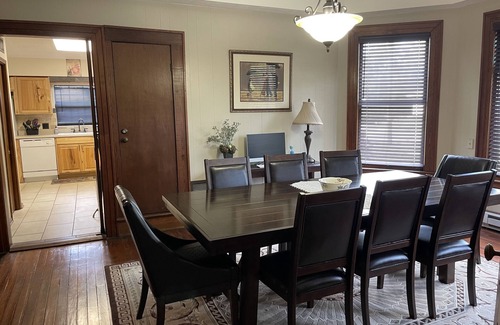 Williston House | Comfortable Historic Hm Centrally Located to UF, Ocala &HIT’s. 28 day Discount