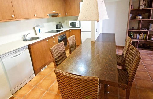 El Perello House | Comfortable holiday home with AC near the beautiful beach