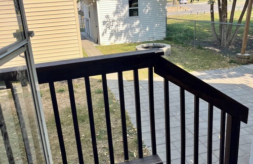 Cedar Rapids - Iowa City House | Comfortable Home Away From Home