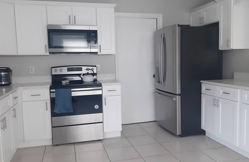 Orlando House | Comfortable home in a privileged area , JUST 7 MI to DISNEY PARKS!