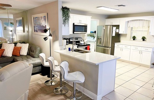 Orlando House | Comfortable home in a privileged area , JUST 7 MI to DISNEY PARKS!